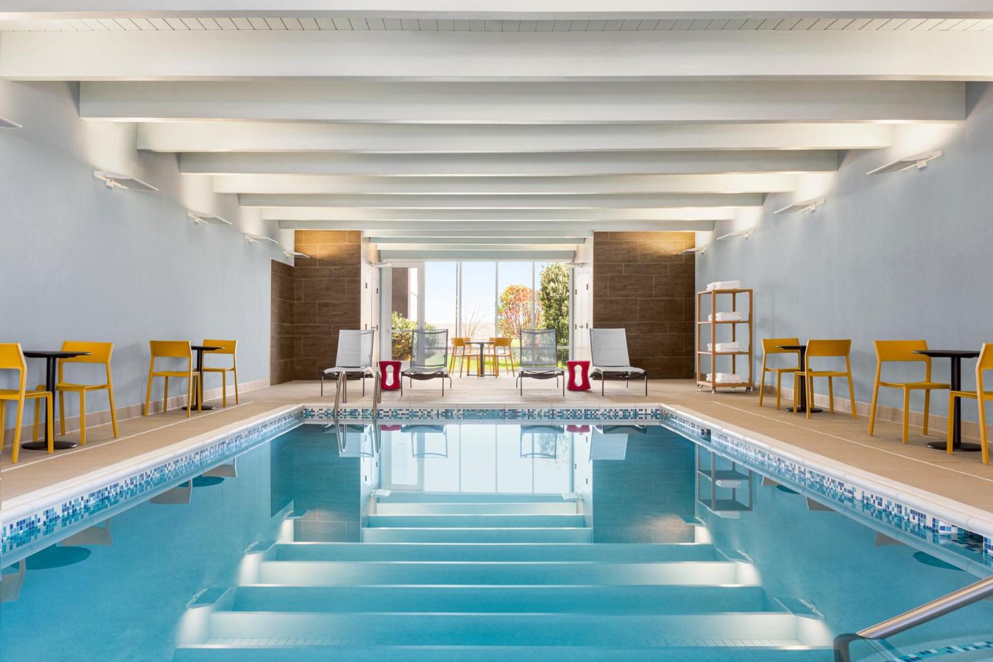 Home2 Suites By Hilton יורק מראה חיצוני תמונה